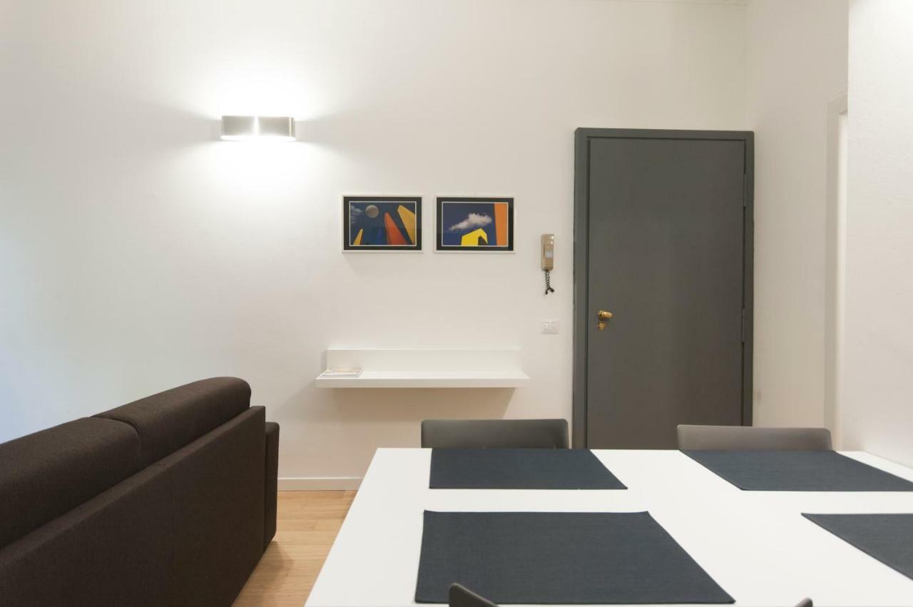 Beautiful Flat In Milano Center Appartement Buitenkant foto